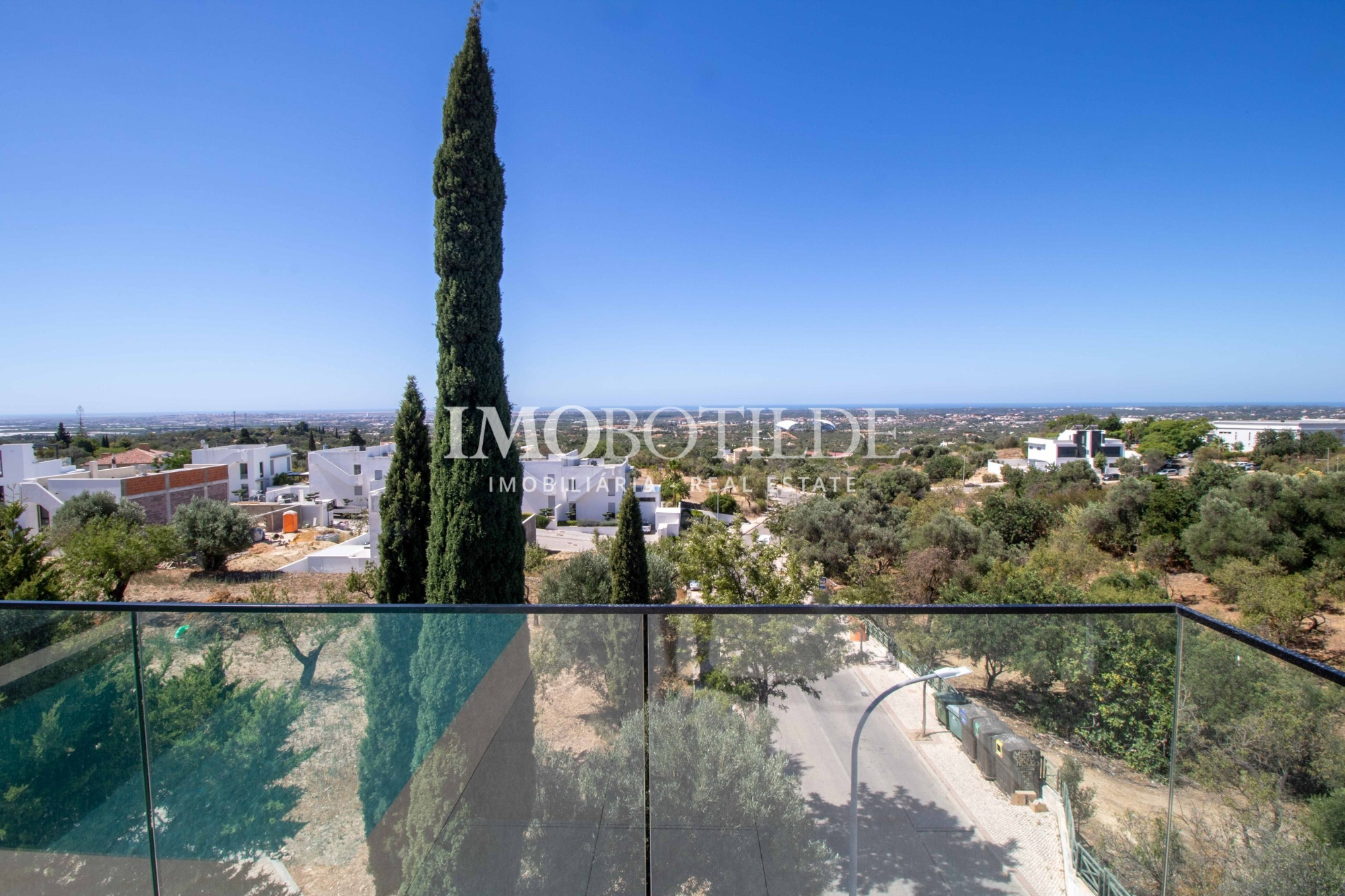 Santa Bárbara de Nexe Vila for sale