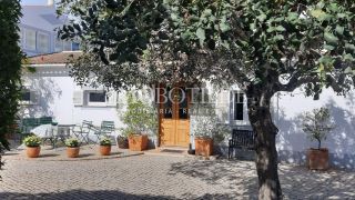 MONCARAPACHO : SUPERB PROPERTY OF 2 HA WITH SEA VIEW